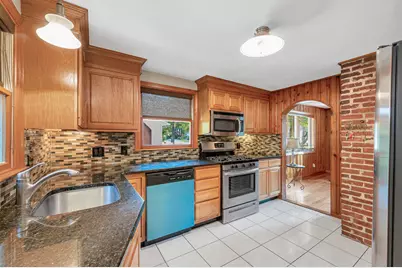 186 South Rd, Bedford, MA 01730 - Photo 9