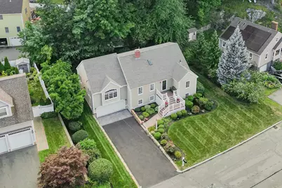 4 Churchill Road, Winchester, MA 01890 - Photo 3
