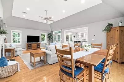 4 Churchill Road, Winchester, MA 01890 - Photo 11