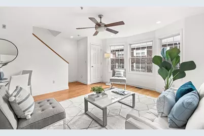 37 Pond St #1, Waltham, MA 02451 - Photo 3