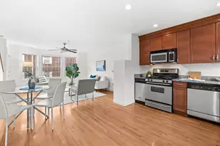 37 Pond St, Waltham, MA 02451 - Photo 7