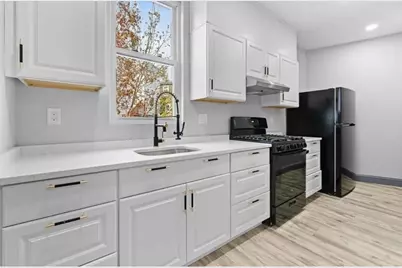 21 Valley Ave #2, Lynn, MA 01902 - Photo 7