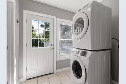 9 Tappan St #9, Melrose, MA 02176 - Photo 11