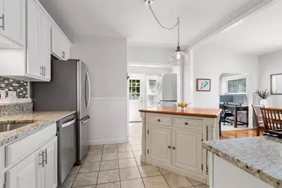 9 Tappan St #9, Melrose, MA 02176 - Photo 9