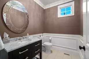 25 Arch St, Needham, MA 02492 - Photo 9
