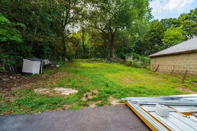 26 Benefit St, Southbridge, MA 01550 - Photo 19