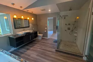 192 Ambrose St, Springfield, MA 01109 - Photo 3