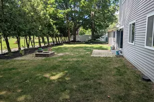 192 Ambrose St, Springfield, MA 01109 - Photo 35