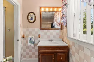 47 Bush St, Fall River, MA 02724 - Photo 33