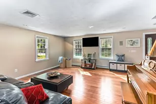 271 Cliff Dr, North Attleboro, MA 02760 - Photo 5