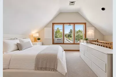 101 Greaton Rd, Boston, MA 02132 - Photo 23