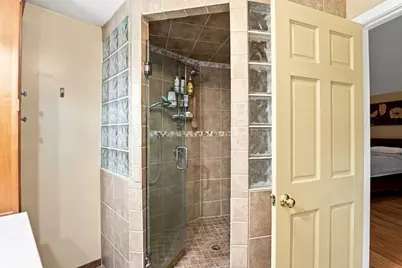 975 Hanover St, Hanover, MA 02339 - Photo 9