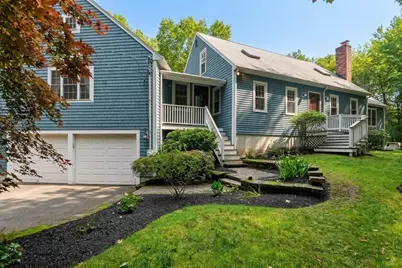 975 Hanover St, Hanover, MA 02339 - Photo 1