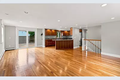 4 Groveland Road, Melrose, MA 02176 - Photo 7