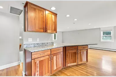 4 Groveland Road, Melrose, MA 02176 - Photo 5