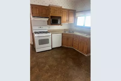 48 Gertrude Ave, Lowell, MA 01851 - Photo 3