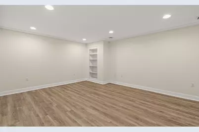 10 Holly Lane, Beverly, MA 01915 - Photo 33