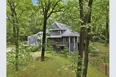 616 Station Rd, Amherst, MA 01002 - Photo 1