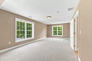 33 Caddyshack Dr, Chicopee, MA 01020 - Photo 35