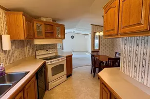 124 W Main St, Merrimac, MA 01860 - Photo 7