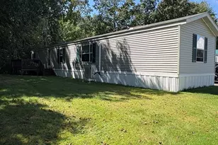 124 W Main St, Merrimac, MA 01860 - Photo 13