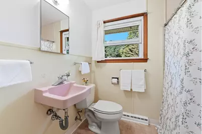 956 Ryan Rd, Northampton, MA 01062 - Photo 9