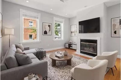 93 Baldwin St #1, Boston, MA 02129 - Photo 5