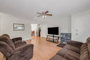 131 Litchfield Pines Dr, Leominster, MA 01453 - Photo 5