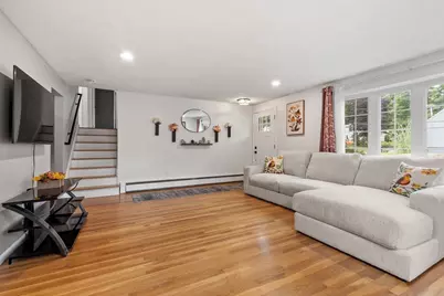 119 Smith St, Leominster, MA 01453 - Photo 9
