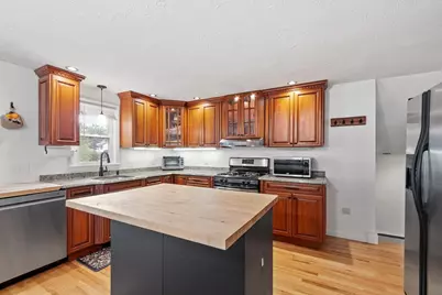 119 Smith St, Leominster, MA 01453 - Photo 17