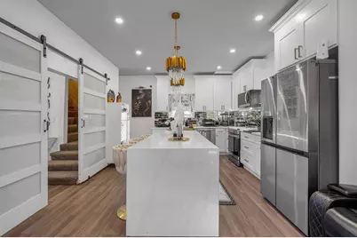 24 Rockaway Ct, Lynn, MA 01902 - Photo 5