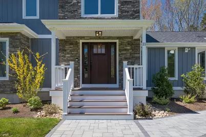 11 Walnut St, Freetown, MA 02702 - Photo 3