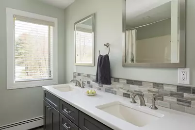 11 Walnut St, Freetown, MA 02702 - Photo 27