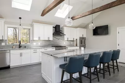 11 Walnut St, Freetown, MA 02702 - Photo 13