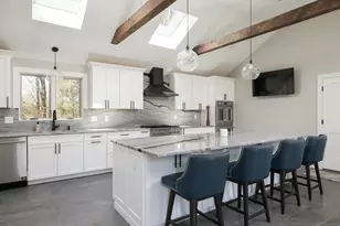 11 Walnut St, Freetown, MA 02702 - Photo 13
