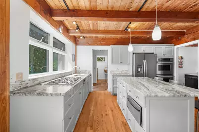 32 Reid, Barnstable, MA 02648 - Photo 15