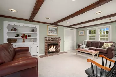 8 Irving St, Danvers, MA 01923 - Photo 5