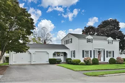 8 Irving St, Danvers, MA 01923 - Photo 31
