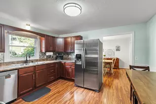 54 North St, Leominster, MA 01453 - Photo 11