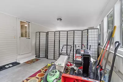 54 North St, Leominster, MA 01453 - Photo 35
