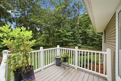 48 Sorrento St, Worcester, MA 01602 - Photo 5