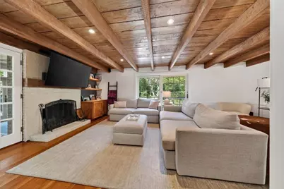 81 Hobart St, Hingham, MA 02043 - Photo 11