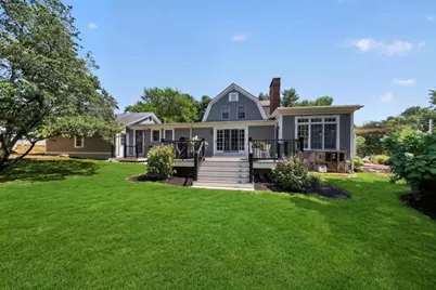 81 Hobart St, Hingham, MA 02043 - Photo 25