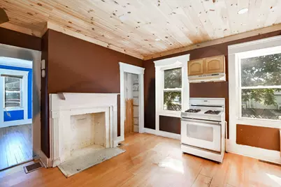 309 Cottage St, New Bedford, MA 02740 - Photo 9