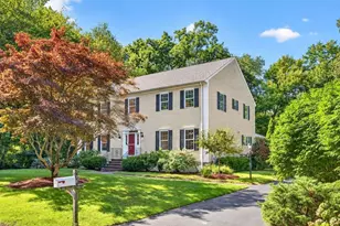 76 McLean St, Wellesley, MA 02481 - Photo 3
