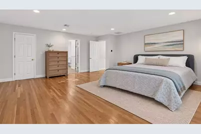 76 McLean St, Wellesley, MA 02481 - Photo 17