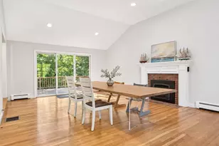 76 McLean St, Wellesley, MA 02481 - Photo 5