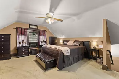 15 Whitten St, Boston, MA 02122 - Photo 17