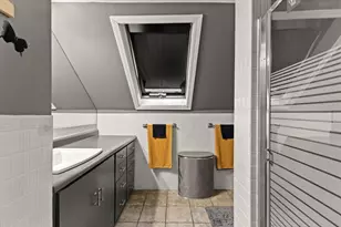 15 Whitten St, Boston, MA 02122 - Photo 19