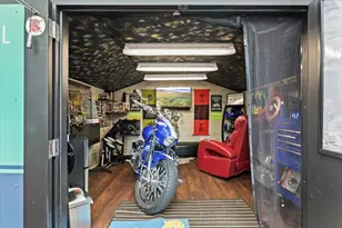 15 Whitten St, Boston, MA 02122 - Photo 39